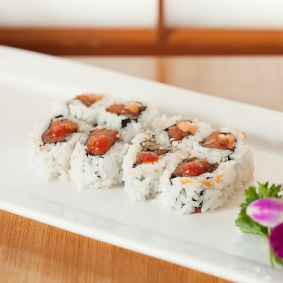 Delicious Spicy Tuna Roll
